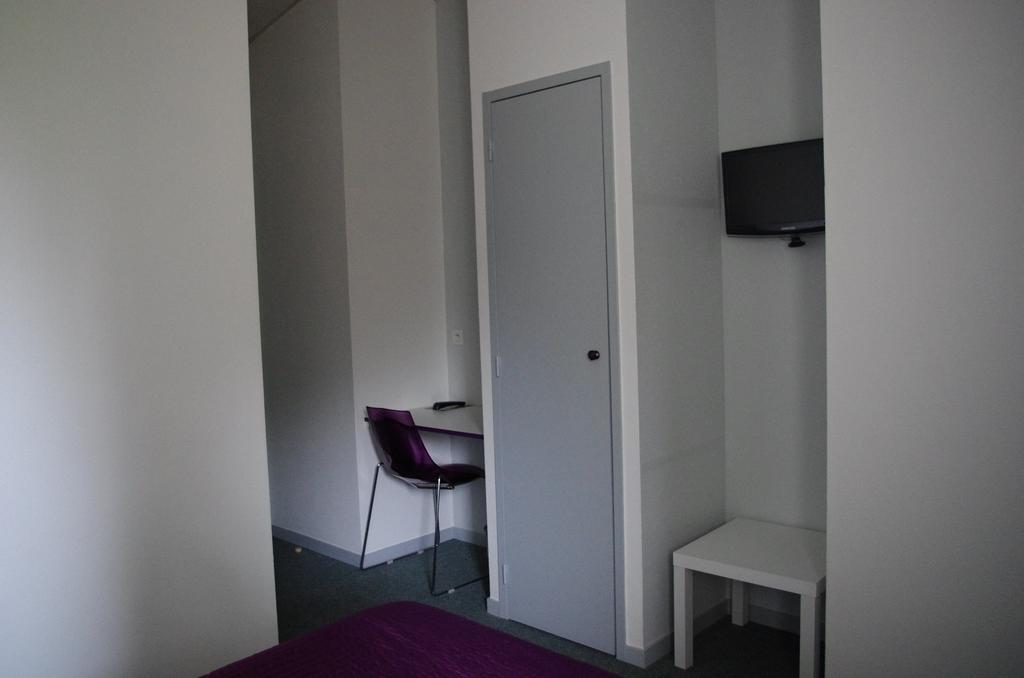Hotel Bon Repos Barbezieux-Saint-Hilaire Szoba fotó